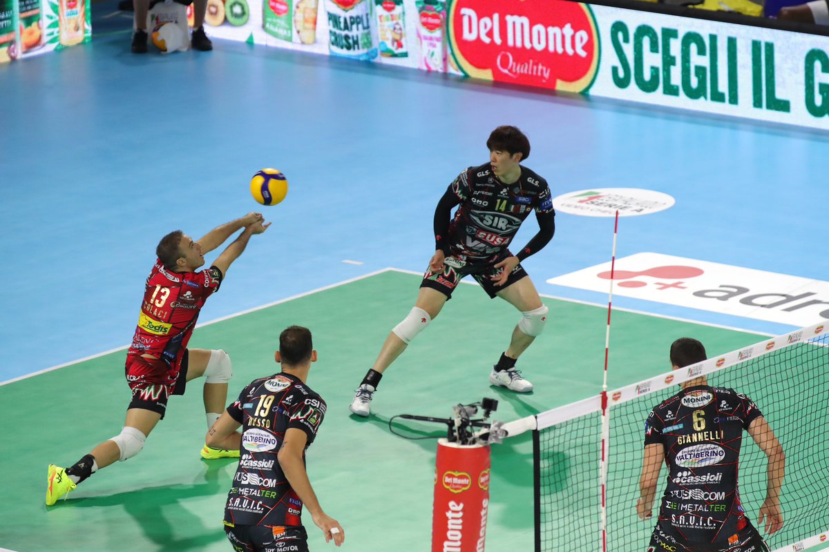 tracesofyuki's tweet photo. More photos of Yuki in Supercoppa Perugia vs Piacenza ☺️
📷: legavolley https://t.co/WXu0IMGRmR