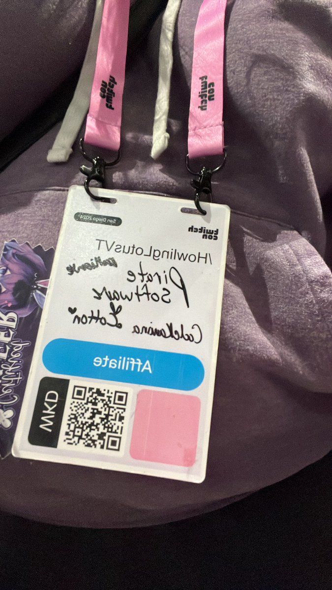 HowlingLotusVT 🪷 WOLF VTUBER 🪷 tweet media