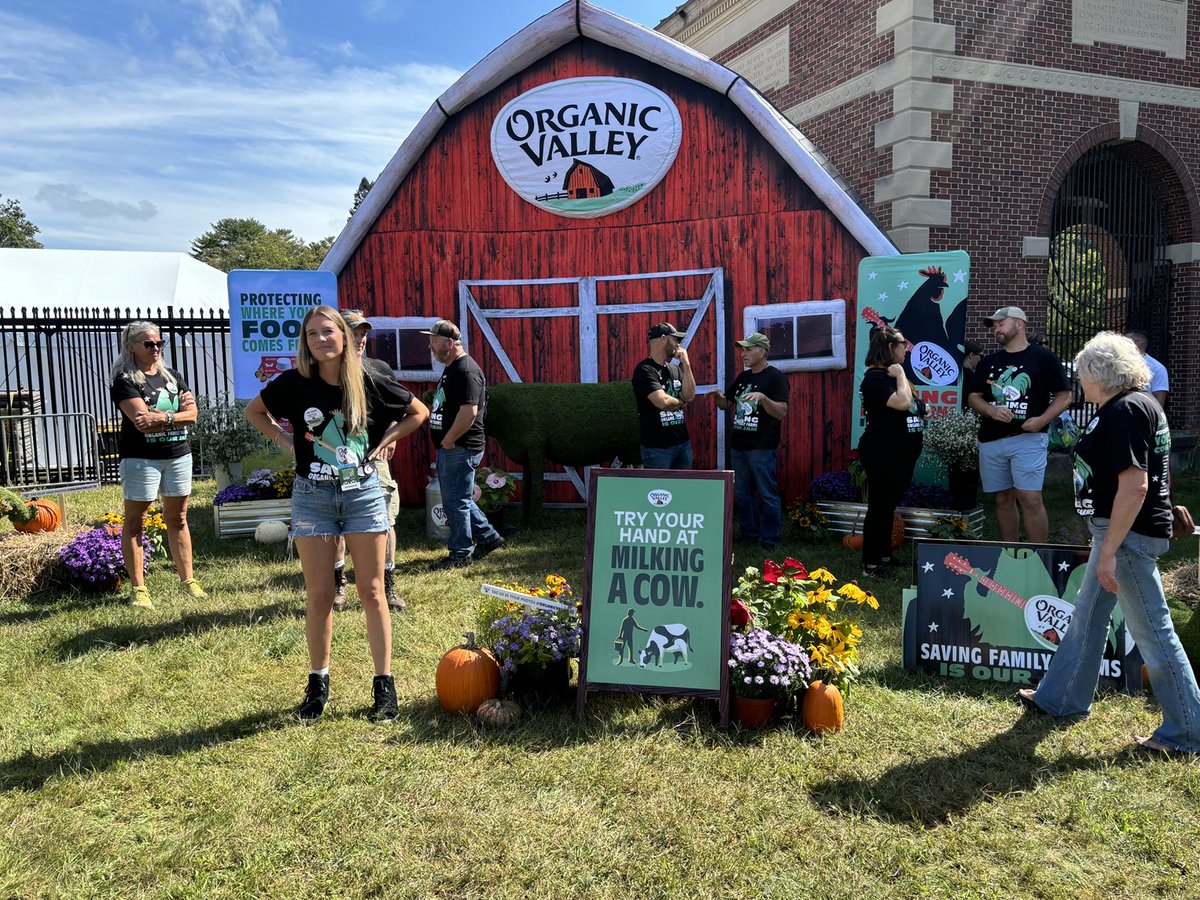 Liz Bishop tweet media