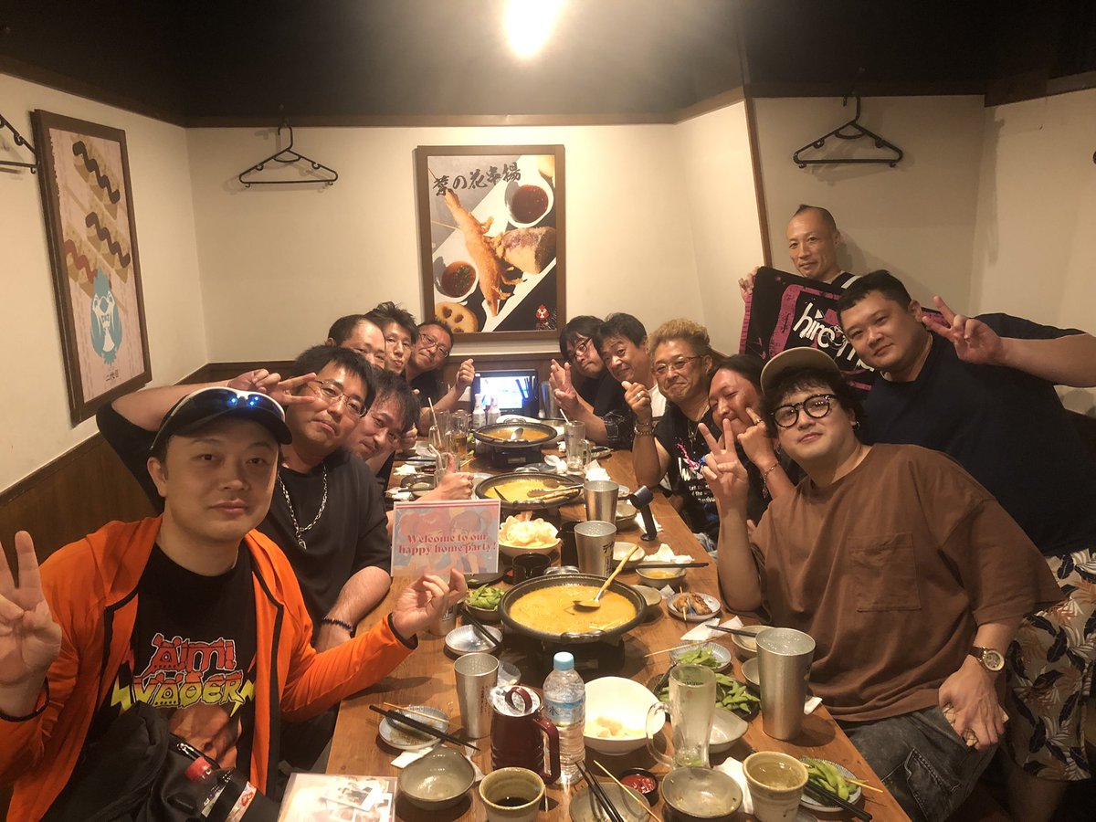 ueharappaaa's tweet photo. 2024.9.21(土)
ひろみちゃん＆あいみちゃん
合同ファンイベント終了後
オフ会｢三代目鳥メロ原宿店さん｣
楽しいひと時のおすそ分けです😊

楽しい時間を御一緒させて頂き
皆様ありがとうございました🙇‍♂️

お料理と乾杯忘れてしまったので
お料理の写真はショーさんの
ポストから無断でパクリました🤫 https://t.co/P2gbqgZFFv