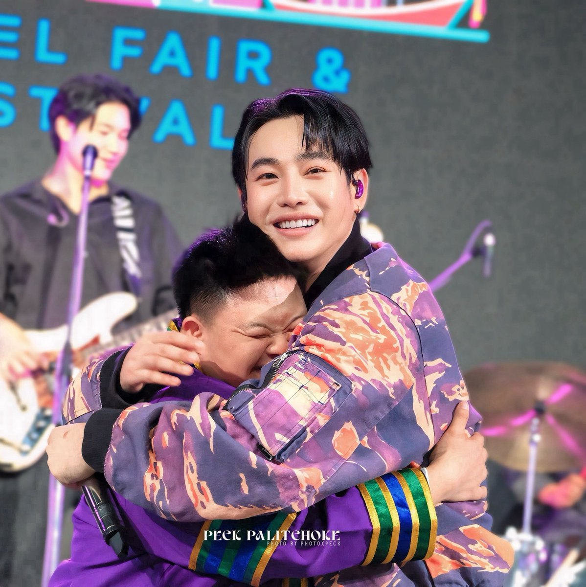 PhotoXPeck's tweet photo. ภาพที่สวยงามที่สุดของวันนี้ท🥲
@peckpalit 
#เป๊กผลิตโชค
#เป๊กผลิตโชคxTATDNA https://t.co/JcwrhQzWfi