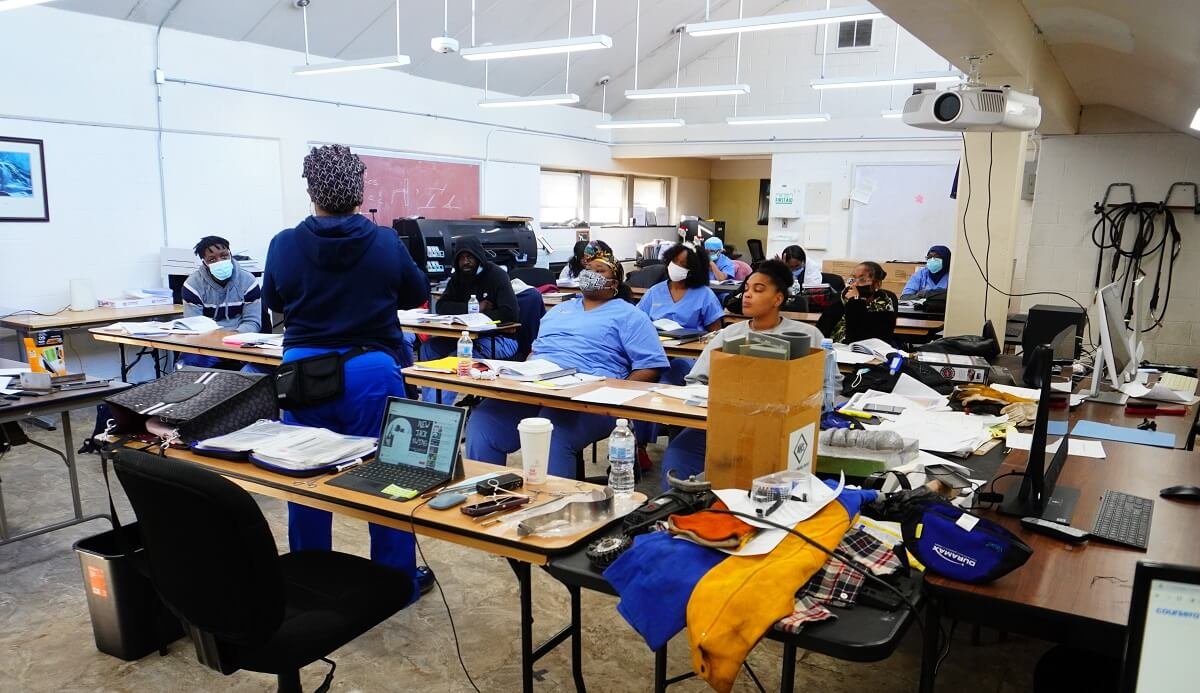 GTechnologyIn's tweet image. We believe in the #growth and personal development of our people. Therefore we invest countless resources into #internal training programs as well as #external courses, seminars, programs, etc. to help develop our people.