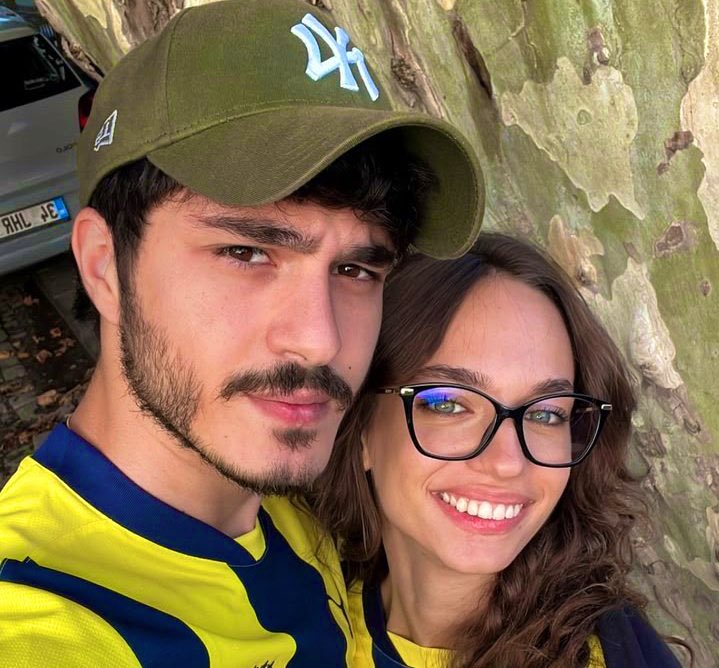 Alisaaa1012118's tweet photo. Koalam yine iş başında her zamanki gibi sımsıkı 🦥🦥 https://t.co/iESzFckkYC