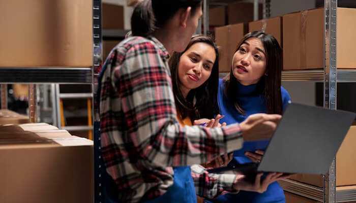 TycoonStoryCo's tweet photo. Mastering Fulfillment: 5 Innovative Strategies To Optimize Efficiency

#ecommercebrand #innovativestrategies #fulfilmentcentre #inventorymanagement #shippinglogistics #Collaborativeplatform #supplychainoptimization #efficiencystrategies @Flexport @Zappos

https://t.co/k8aXwDO2jr https://t.co/Zk4vtdf2Bl