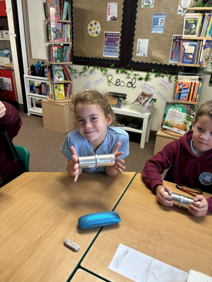 LPCommunity_'s tweet image. Blwyddyn Tri started their Samba drumming lessons this week. 
#bethebestyoucanbe