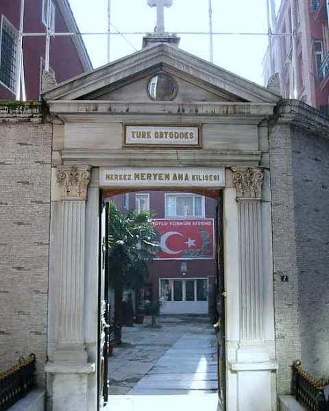 Tam 102 yıl önce bugün, Papa Eftim önderliğindeki Anadolu Türk Ortodoksları "Yunanlı değiliz, şanlı Türk milletinin evlatlarıyız!" diyerek Fener Rum Patrikhanesinden ayrılıp Müstakil Türk Ortodoks Patrikhanesini kurdular. 

Atatürk’ün dostu Papa Eftim’i saygıyla anıyorum.