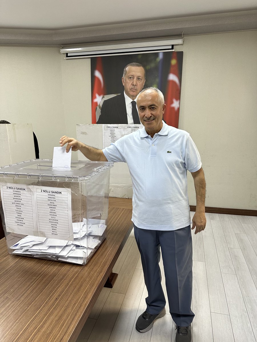 AK Parti Mamak ilçe başkanlığı kongre seçimi için olan delege seçiminde oyumuzu kullandık. Hayırlara vesile olsun inşallah. ⁦<a href="/erhansarigol/">Erhan Sarıgöl</a>⁩ @ibrahimkarataş @omergulcimen
