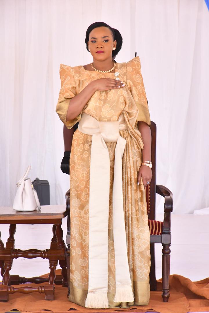 Busoga Kingdom Youth Council (@busogakyc) on Twitter photo Our Dear Mum,words alone can't express our love for you,you are a fountain of inspiration to the youth in Busoga & beyond moreso the girl child.We wish you a happy birthday & Pray more Years of Greatness & Inspiration to our generation.
<a href="/KingNadiopeIV/">Kyabazinga of Busoga</a>
<a href="/JosephMuvawala/">Joseph Muvawala</a>
<a href="/OwekOsman/">Al-Hajj Ahmed Osman Noor</a> Our Dear Mum,words alone can't express our love for you,you are a fountain of inspiration to the youth in Busoga & beyond moreso the girl child.We wish you a happy birthday & Pray more Years of Greatness & Inspiration to our generation.
<a href="/KingNadiopeIV/">Kyabazinga of Busoga</a>
<a href="/JosephMuvawala/">Joseph Muvawala</a>
<a href="/OwekOsman/">Al-Hajj Ahmed Osman Noor</a>