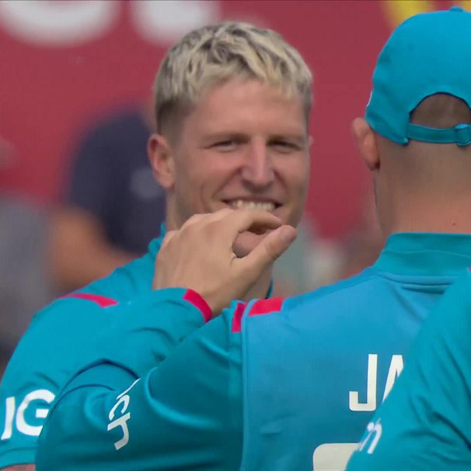Two wickets in two balls! 💥💥 📹 Credits: Twitter/englandcricket