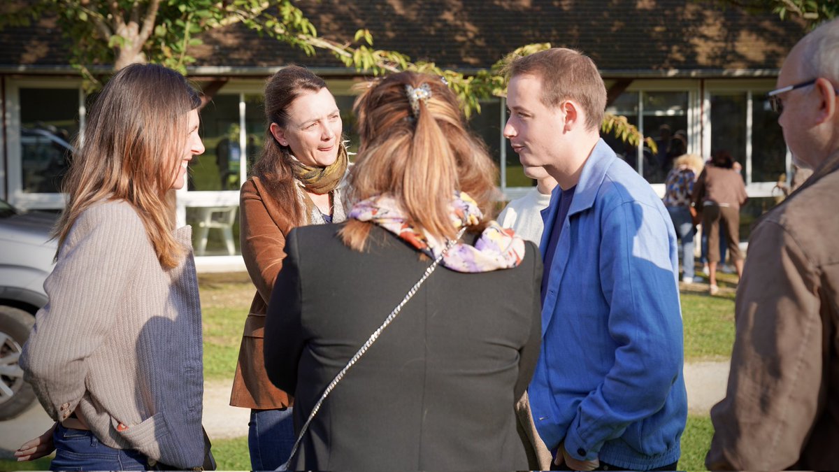 Avec <a href="/auroreberge/">Aurore Bergé</a> et <a href="/Elisabeth_Borne/">Élisabeth BORNE</a> dans les Yvelines ce matin pour remercier les militants de <a href="/Renaissance_78/">Renaissance Yvelines</a> et lancer la rentrée.

Bravo pour votre engagement 🙏