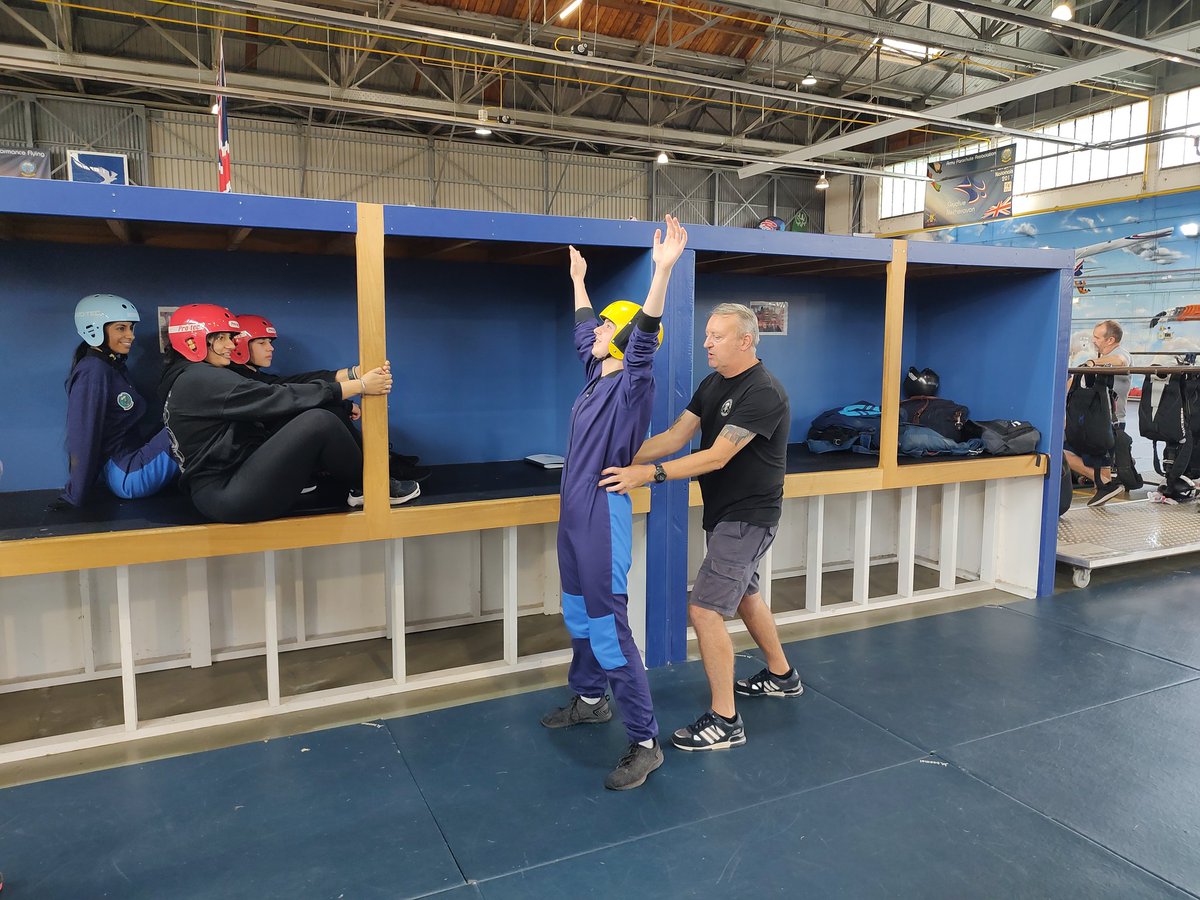 TheRoyalCCF's tweet photo. @ArmyParachute @ArmyCadetsUK @CCFcadets @UlyssesTrust @TheRoyalSchool Practice makes perfect for our #CCF Cadets @ArmyParachute. Fantastic instructors allowing our Cadets to #Learn #Develop and #Suceed. On to exiting the aircraft and landing now! @ArmyCadetsUK @CCFcadets @TheRoyalSchool @UlyssesTrust https://t.co/N1UmTmBhcE