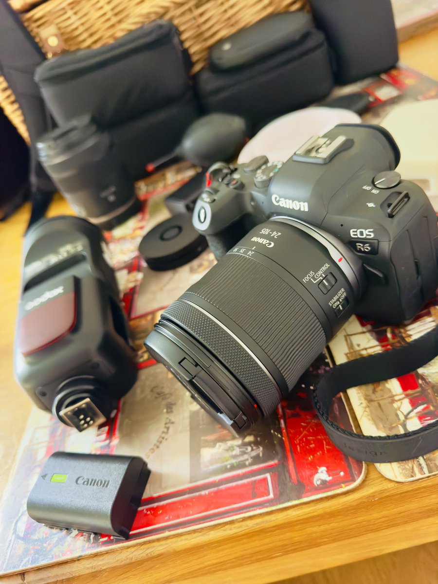 The Ruff Photographer tweet media