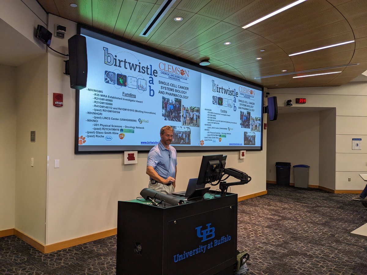 sima_lao's tweet image. Another awesome speaker in our #PHC seminar series this week! Thank you Dr Marc Birtwistle @BirtwistleLab  @ClemsonUniv for visiting @UBuffalo #SPPS and giving a talk on mechanistic modeling of single cells.