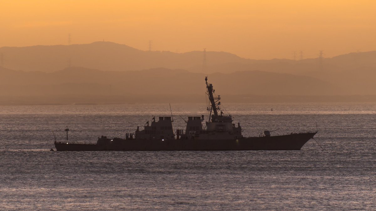 WarshipCam's tweet photo. USS Higgins (DDG 76) Arleigh Burke-class Flight II guided missile destroyer off of Yokosuka, Japan - September 21, 2024 #usshiggins #ddg76
SRC: TW-@weiqi_xiulang https://t.co/t9MVvvAQUW