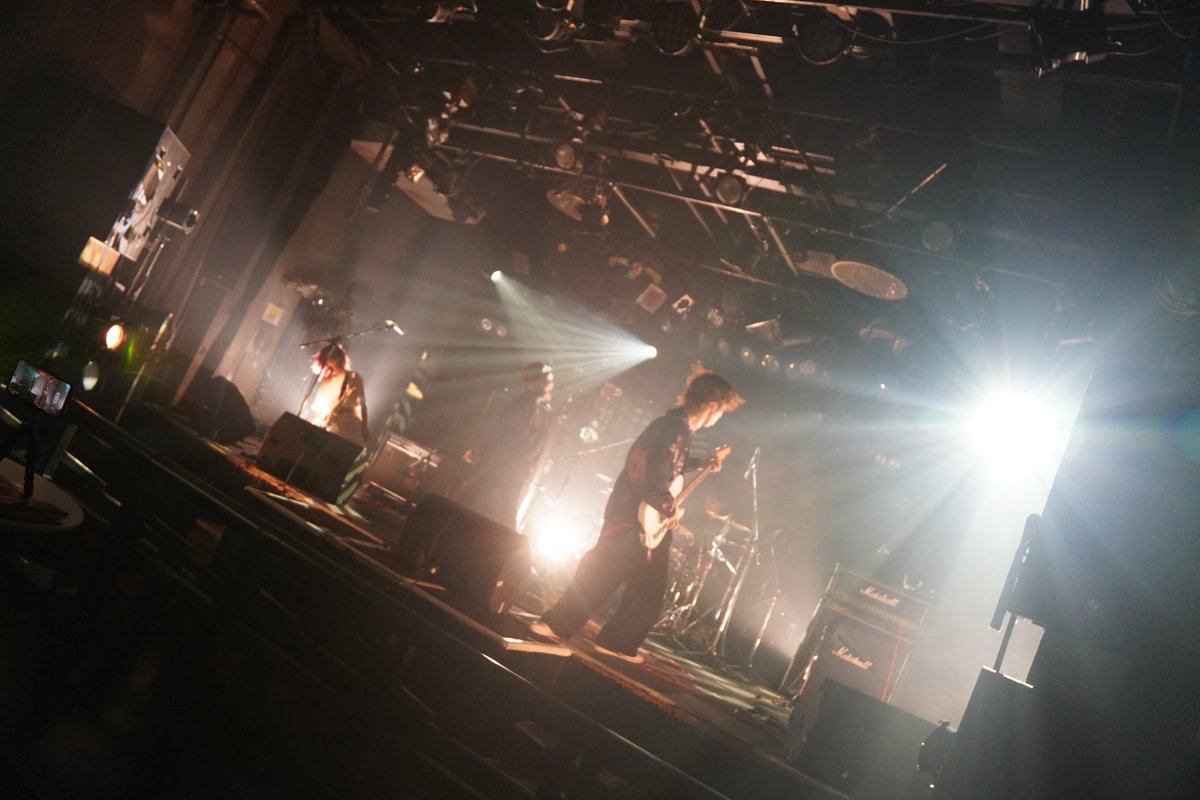 __lambiris's tweet photo. 【 LIVE Photo📸 】

何も考えずに、本能のままに。

📷【@genkai_graphy】

#大阪 #京都 #バンド #インディーズバンド https://t.co/OobqzIUEil