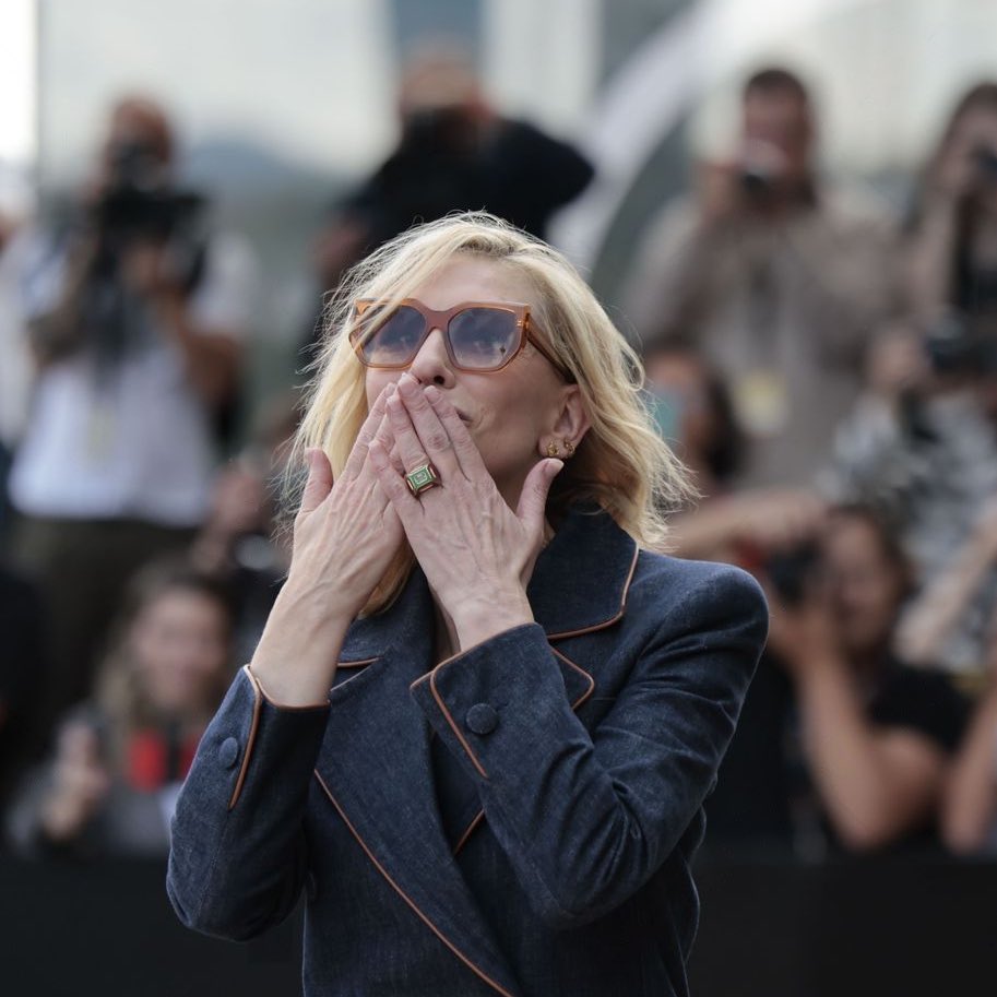 bbblanchett's tweet photo. cate blanchett at ssiff!! 💞 https://t.co/OYiejrq9al