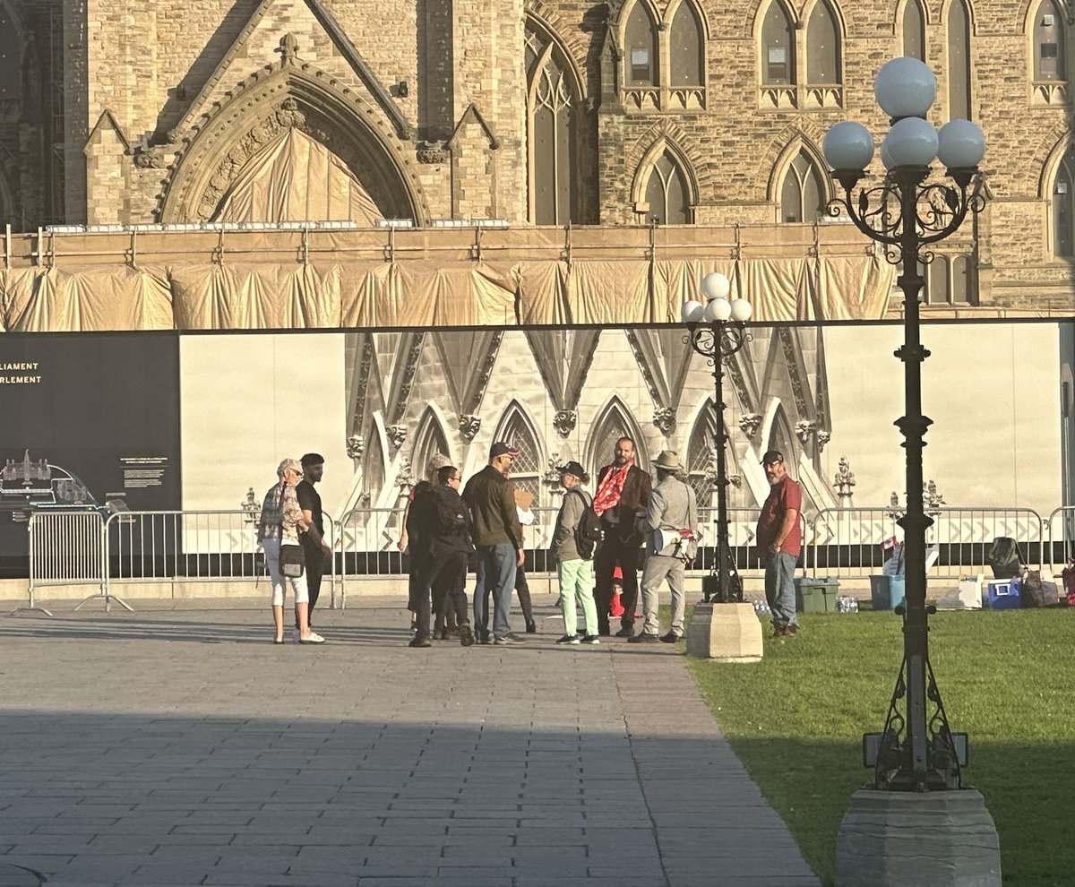 Community Solidarity Ottawa tweet media