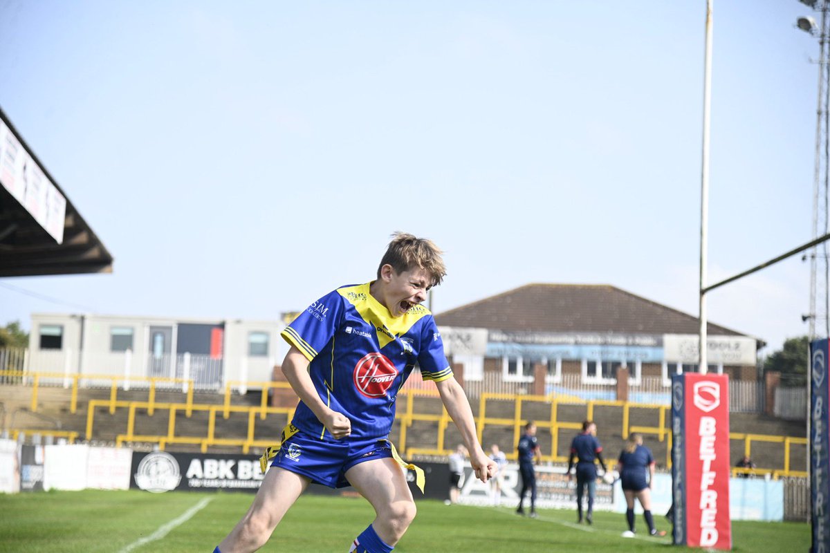 That Wire passion 🏉💛💙

Our Community Integrated Care, Learning Disability Super League team are in action today over in Castleford. Lots of happy faces playing inclusive rugby league 🏉 

#bethechange