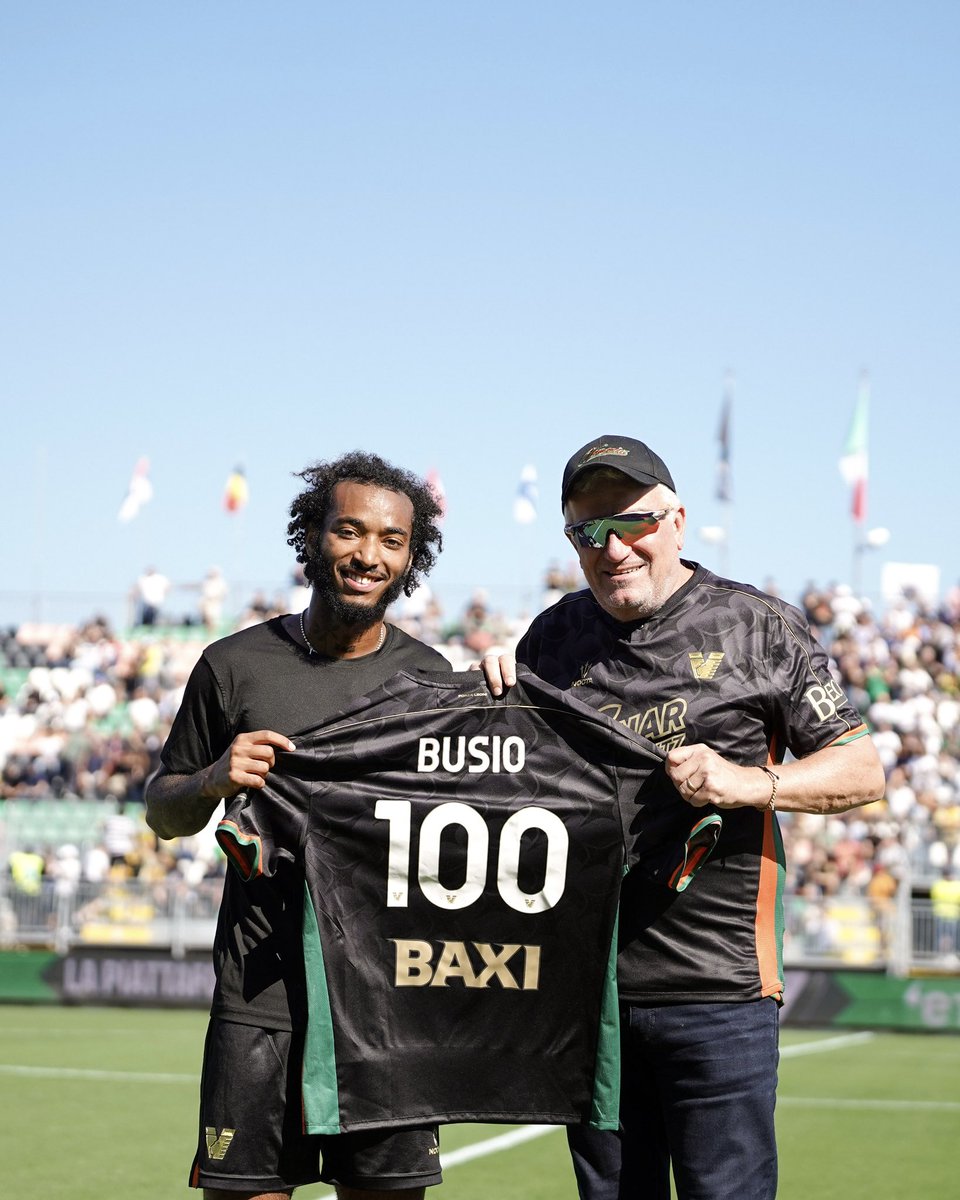 VeneziaFC_EN's tweet photo. Busio 1️⃣0️⃣0️⃣ appearances in ArancioNeroVerde 🟠⚫️🟢 https://t.co/bSYObGvHZm