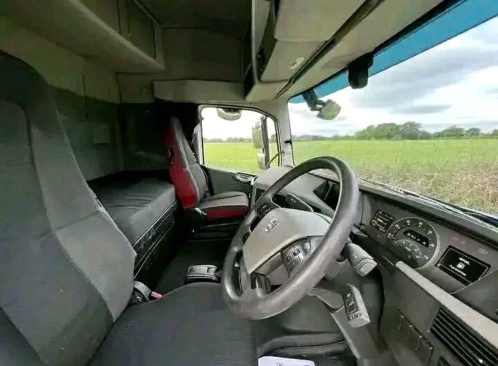 KateSmith884094's tweet photo. Trucks available for sell and Rent https://t.co/HXUwY4boKu