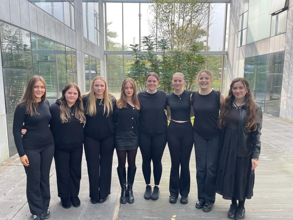 Presentation Secondary School, Wexford tweet media