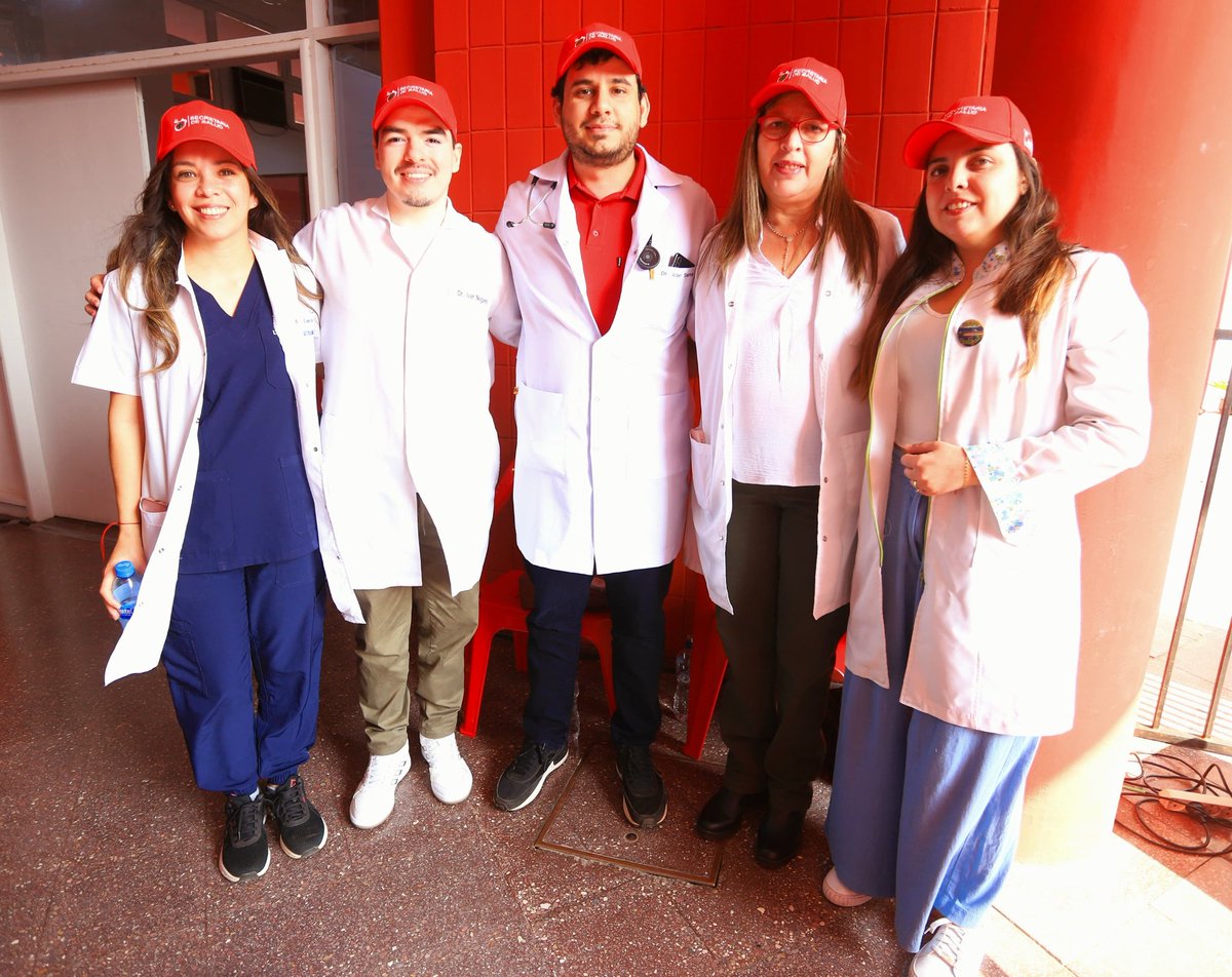 ANRParaguay's tweet image. Profesionales de la Secretaría de Salud de la ANR, presentes para apoyar el encuentro con la juventud, en la Junta de Gobierno.