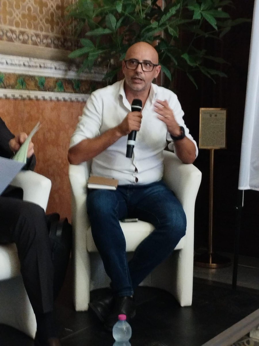 filcabari's tweet photo. #Bari Luigi Sideri S.G. Filca Bari e Vice Presidente #Formedil Bari interviene alla tavola rotonda “La formazione professionale fra tradizione e innovazione” in occasione della Gara Regionale di arte Muraria in occasione #ediltrophy24 organizzata dal Formedil Bari https://t.co/QwAWc7LPx9