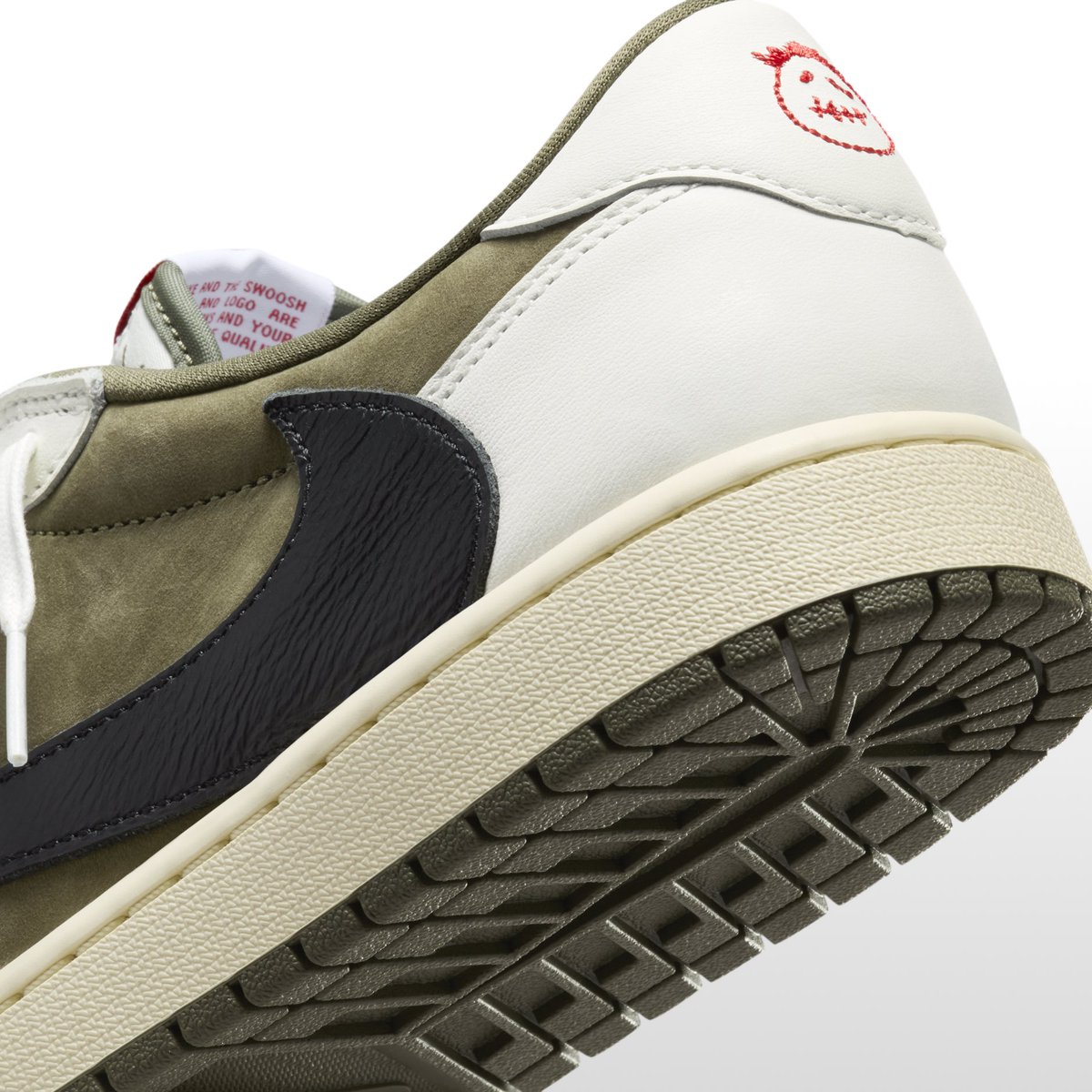 StashedSNKRS's tweet photo. Official images of the Travis Scott x Jordan 1 Low ‘Medium Olive’ have just been loaded! 🫒🔥

Releasing September 28th on SNKRS and at select retailers.

Will you try to cop for personal or to resell them? 🌵🔥 https://t.co/XF0yD5eUZz