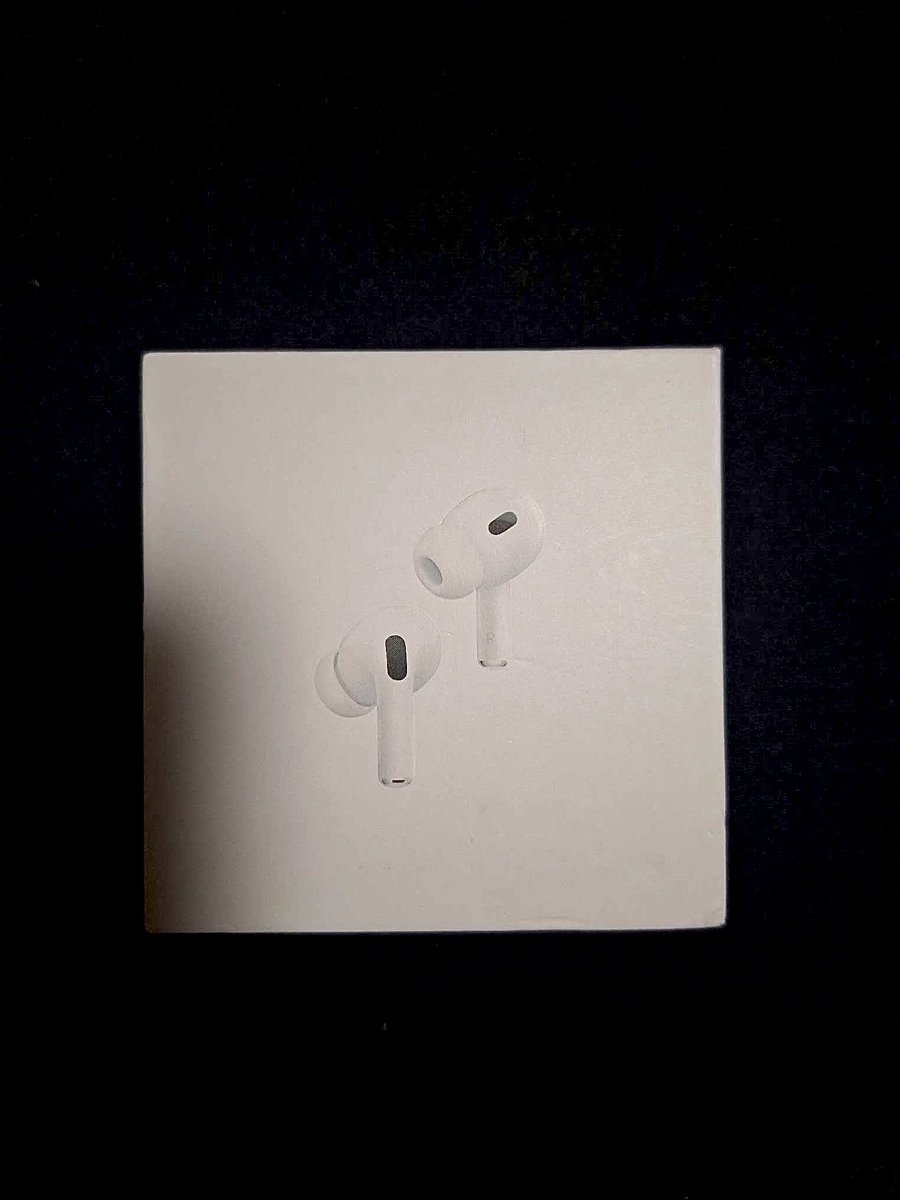 snorlughx's tweet photo. ‼️ FOR SALE ‼️

Airpods Pro 2nd Generation

Brand New &amp; Sealed!! Fresh from U.S.A 🇺🇸 

Original Price: ₱14,990
SELLING PRICE: ₱11,500

Meet up Sm Cabanatuan or via LBC

pm me if you are interested or for more info! 📩 thank youuu!! https://t.co/pMTMeTsnFq