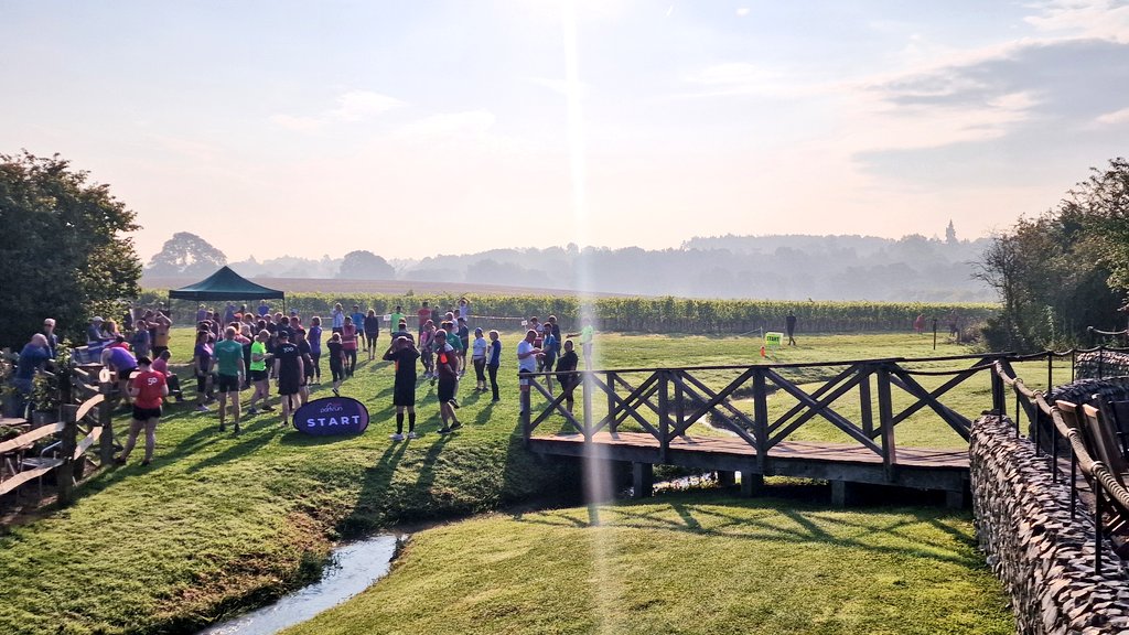 HenryHamilton's tweet photo. Beautiful morning mist at Squerryes Winery @parkrunUK this morning! Thanks to the team there for a great start to the day. #loveparkrun https://t.co/0X9h1SV19T