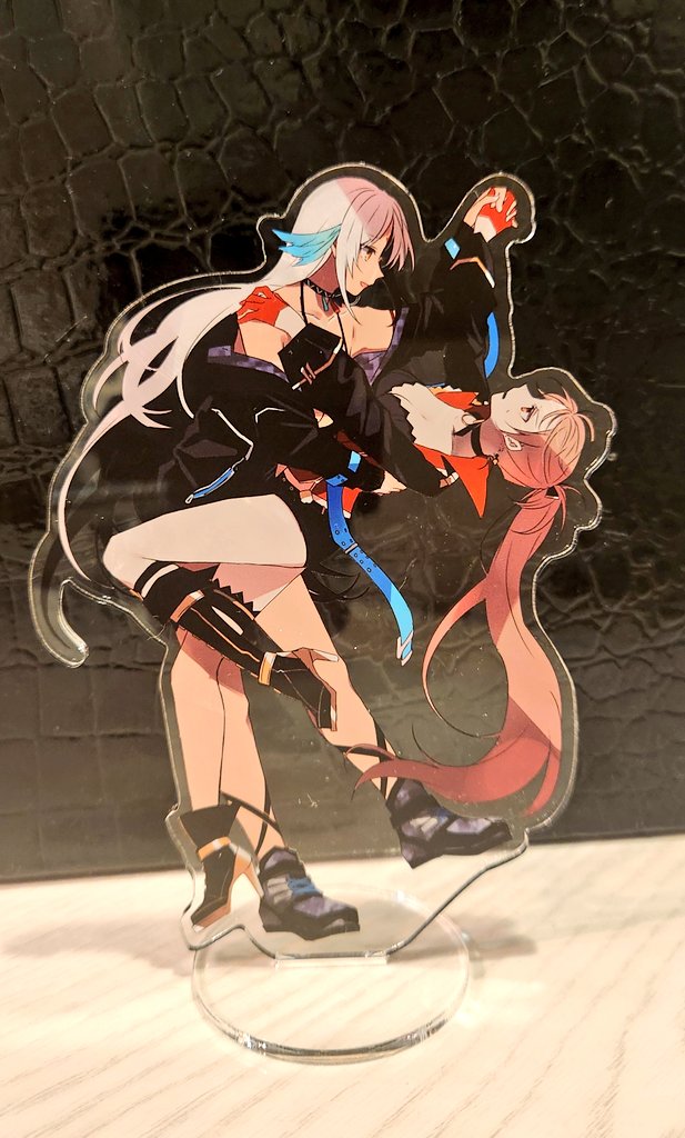 ジャン・バール(アズールレーン) 「お試しで作ったマサジャンアクスタ届いた かわいい 」|天月城のイラスト