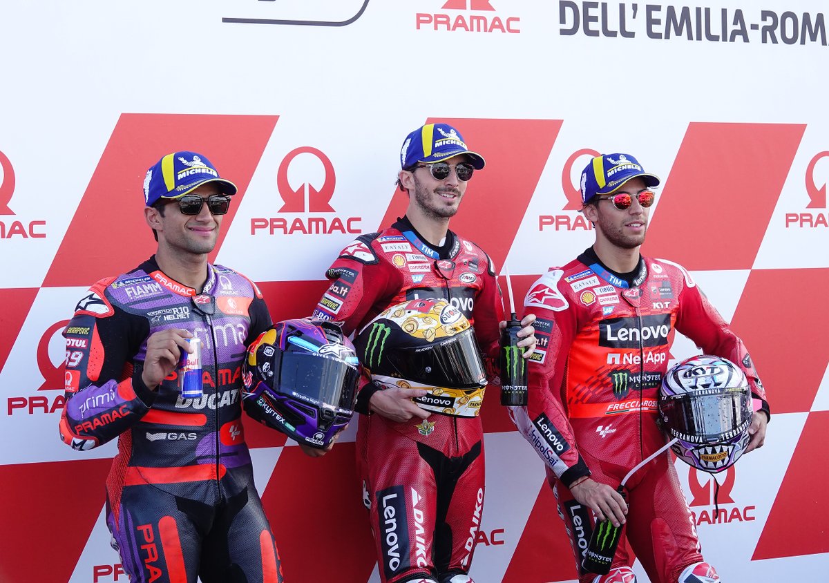 circuitomisano's tweet photo. Sole, motori, tanto pubblico e nuovo record della Pista โก๏ธ
La mattina dellโ #emiliaromagnagp non ci ha fatto mancare nulla! ๐
Appuntamento alle 15:00 con la Tissot Sprint Race ๐๐ฅ
#rideoncolors https://t.co/e9JK9AKMsa