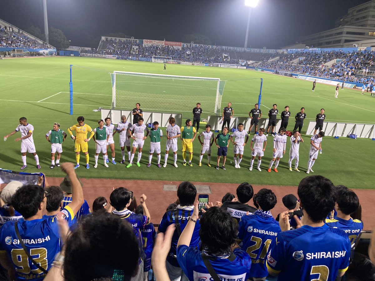 ryuhei1220_'s tweet photo. 首位横浜FC相手にアウェイで良い試合ができた
必死で掴んだ勝ち点1を次に繋げてくれ‼︎
#大分トリニータ https://t.co/2Pl3aO6NGg