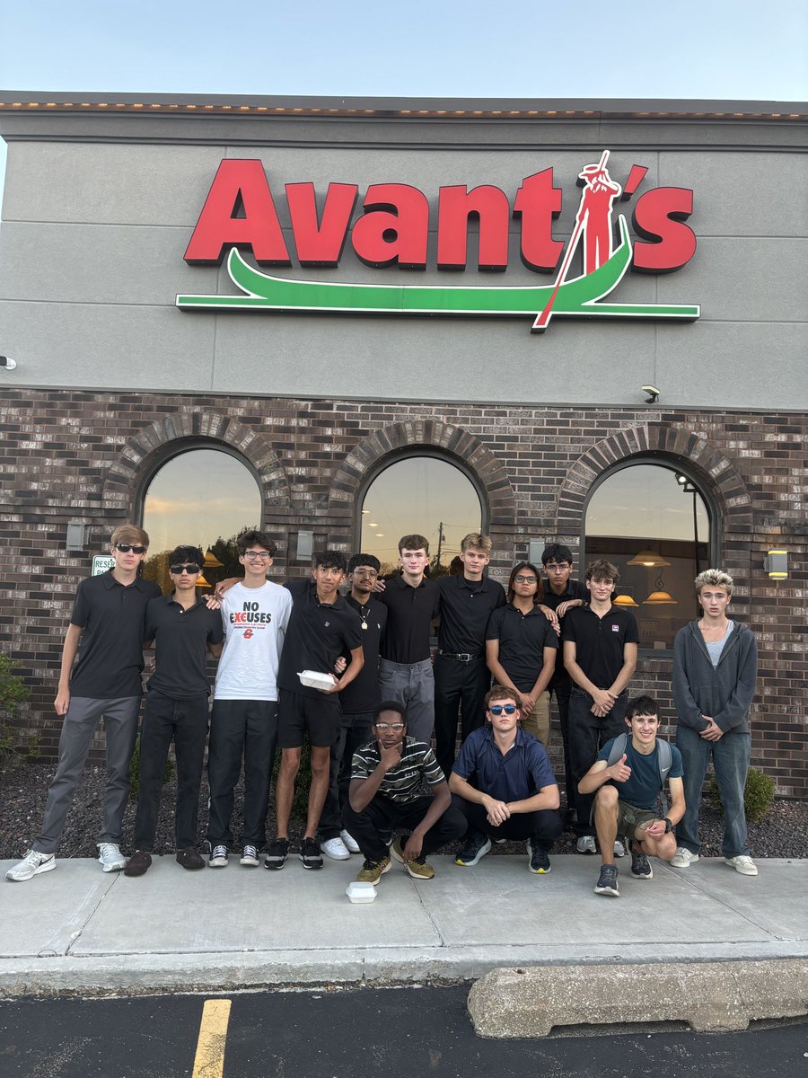 Shepardtfxc's tweet photo. The boys XC team came down to Peoria last night to run the course for today’s 80-team Richard Spring Invitational. https://t.co/xjGz9HiatO