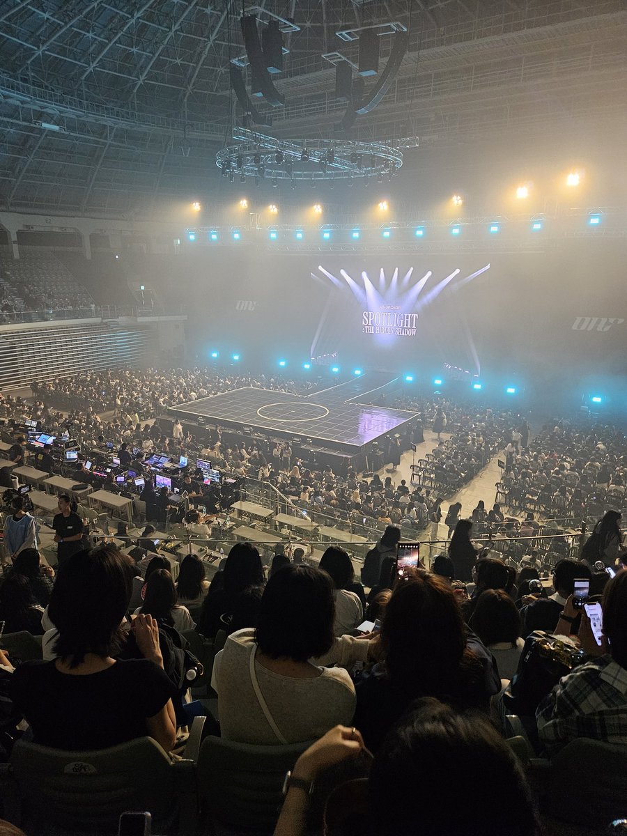 S9u92's tweet photo. 장하다온앤오프여..
장충도작다고척으로가자 https://t.co/pKHG9fPGWW