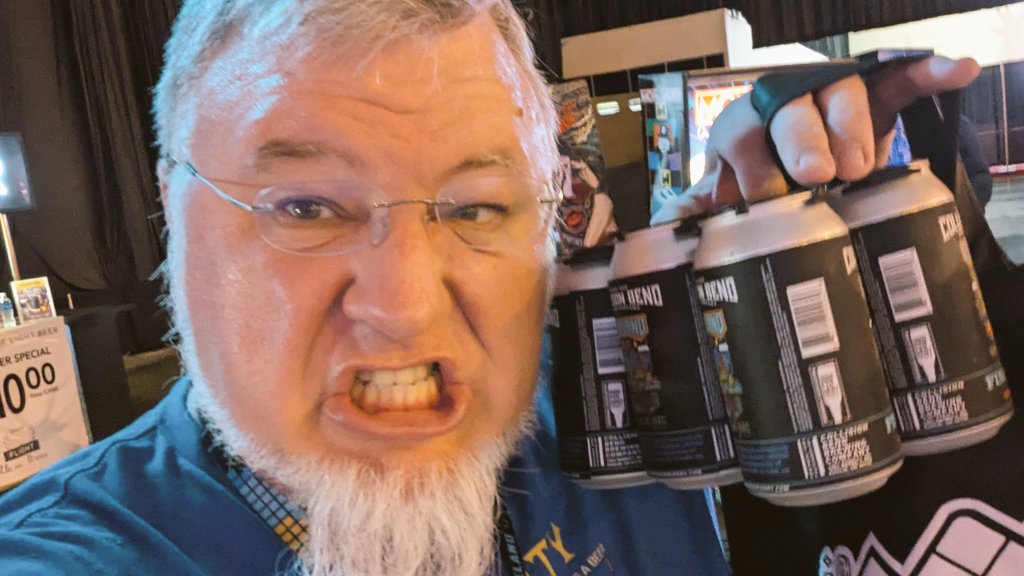 MiKeMcDnet's tweet image. Friday @ @GameOnCleveland w/ the hardcore @mortalkombat #Kommunity attending (some still traveling to make it today.  Shared a sixer of @CollisionBrew #FinalBoss w/ @RaidenScience. Today, we meet  @noobde &amp;amp; @therealsaibotoo, w/ @kerrianngallery &amp;amp; @sal_divita &amp;amp;  @RealmKast panel.