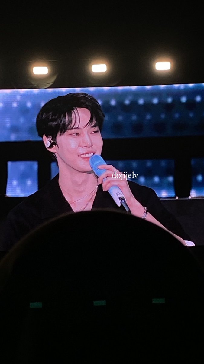 dojijelv's tweet photo. [21.09.24] finally i met him 🤍 https://t.co/VqNGvl3ywg