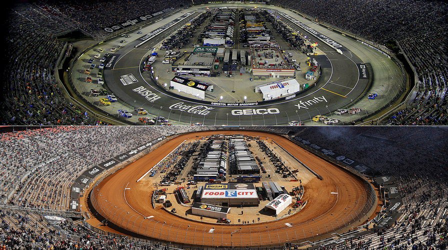 BlackFlagMatter's tweet photo. Dirt Bristol was a surreal fleeting moment in NASCAR history looking back now. https://t.co/6ZH32vZP4p