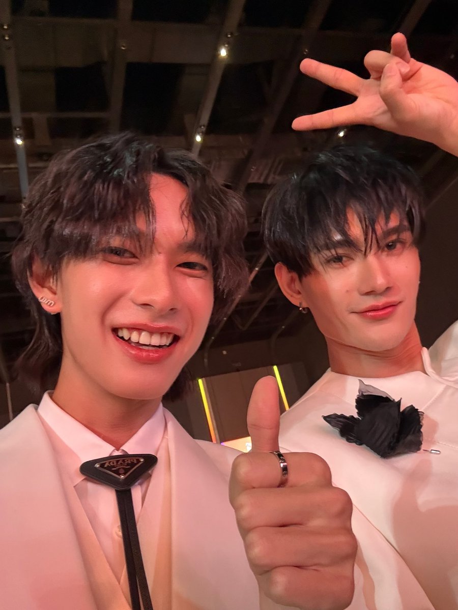 เย้ คอนเกรทค้าบบ <a href="/pavelphoom/">pavelphoom</a> 
เก่งมากกก เยิฟๆเหมือนกาน🫶🏻

#FeedYAwards2024xPitBabe
#PoohPavel