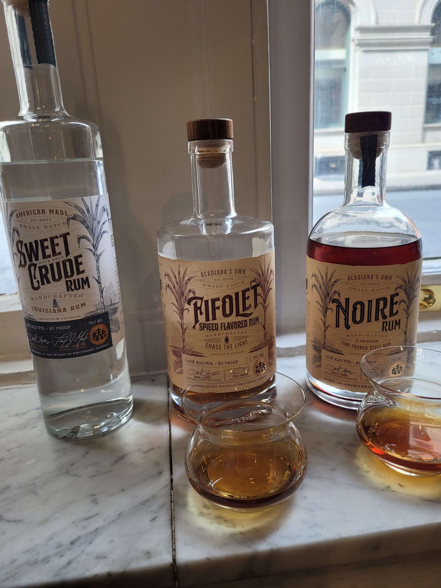 Unusual Pairings: Wildcat Brothers Distilling Fifolet Spiced Rum &amp; Herr's Chips
.
.
#underthebevfluence #unusalpairings #bevfluencebaltimore #spicedrum #herrchips #bevfluencespeakeasy
.
youtube.com/watch?v=Giqdbs…