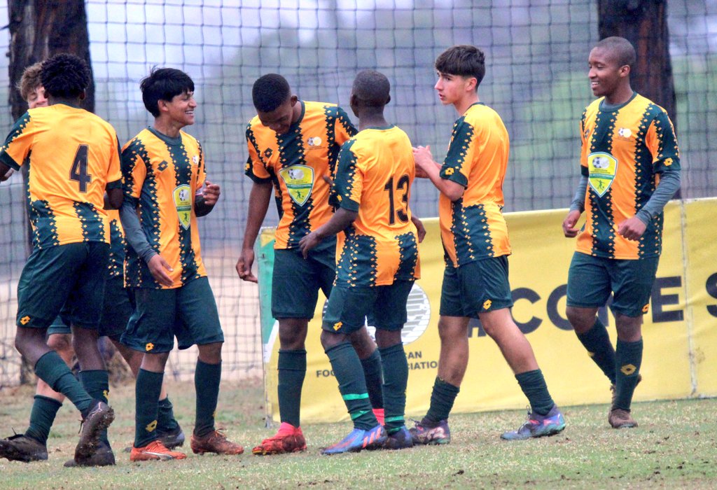 SAFA_net's tweet photo. Full-time score update in the #U15 TDS Interprovincial tournament FINAL Gauteng 2️⃣-0️⃣ KZN https://t.co/174wfAf0dC