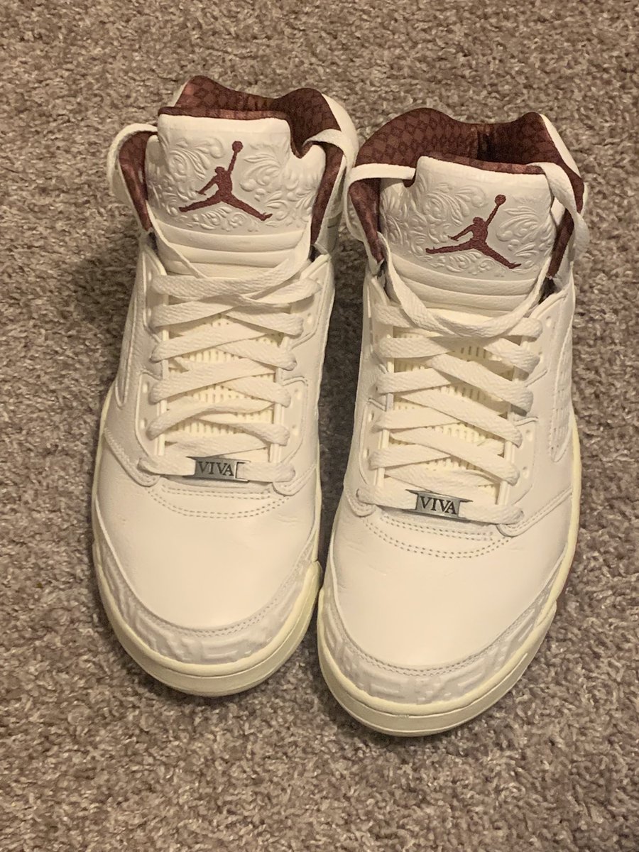 berrykixx's tweet photo. The details are 👩🏾‍🍳💋 Air Jordan 5 “El Grito” 🇲🇽 https://t.co/REJTkubVHL