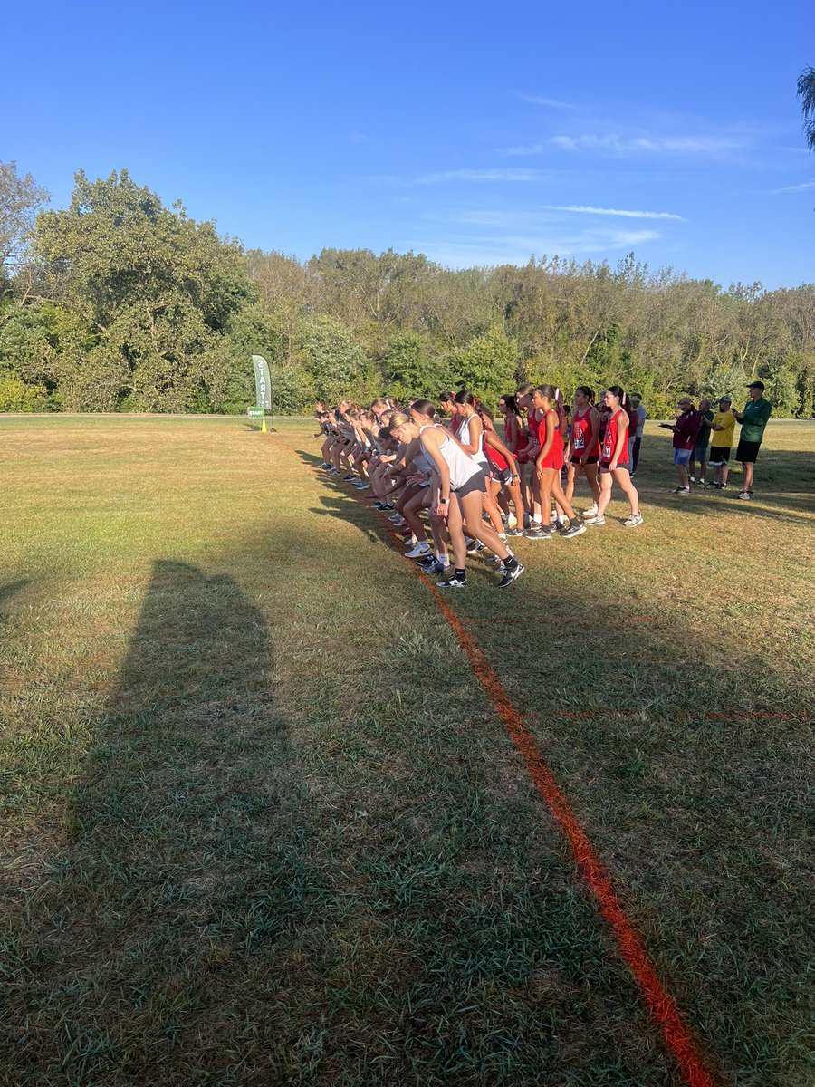 ICC Cross Country Meet this morning at Graham Edward Martin Park!! 🏃🏃🏼‍♀️🏃🏼‍♂️ <a href="/CRHS_XC/">Cardinal Ritter HS Cross Country</a>