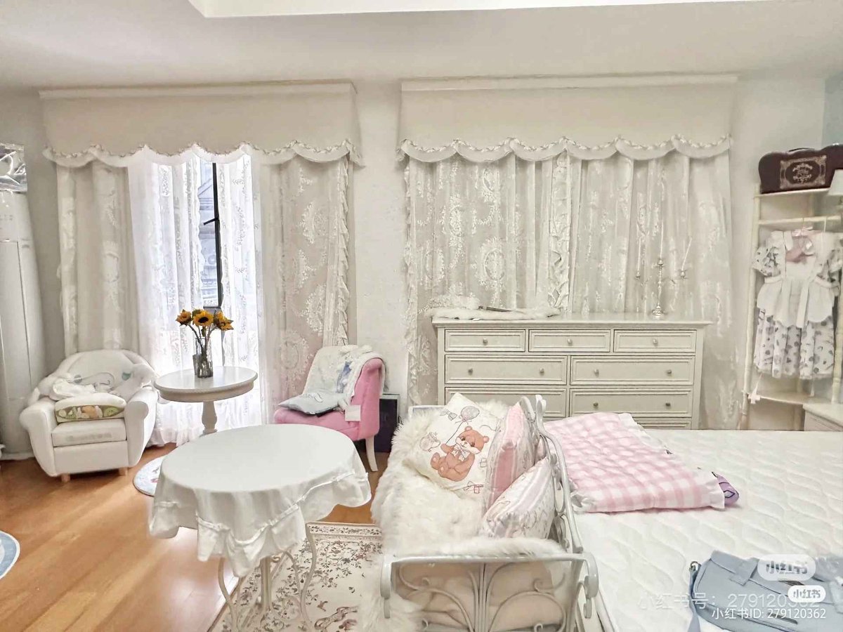 Cinnamoroll room