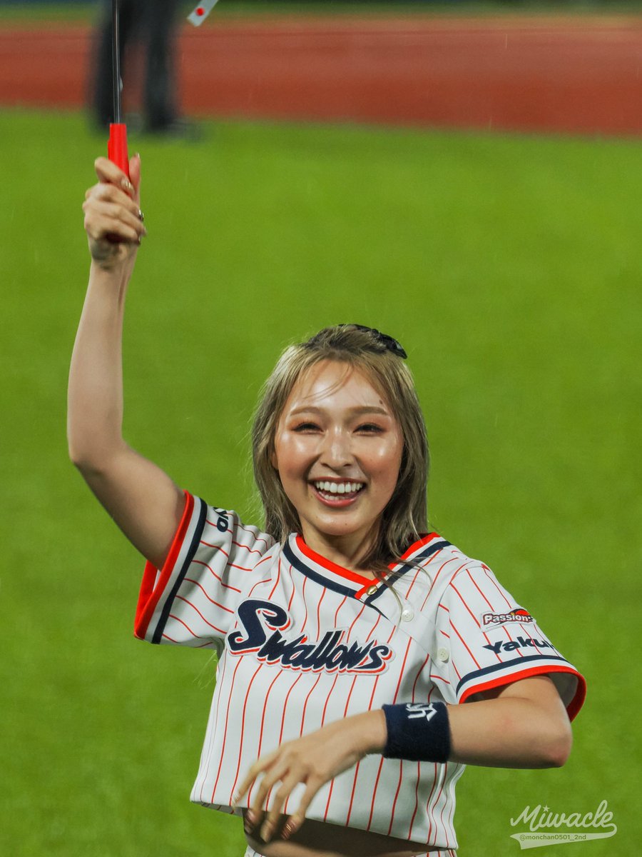 monchan0501_2nd's tweet photo. 今日もかわちい🥰🥰🥰
#passion2024
#4AMI
#swallows
20240921 神宮 https://t.co/OwndkdUlsE