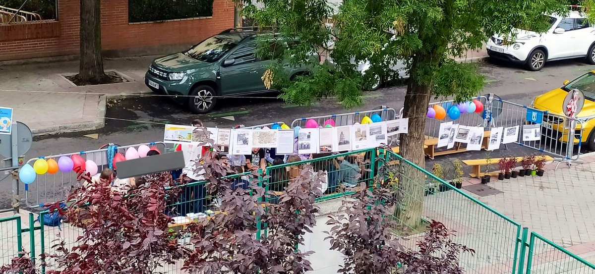 IES SANTAMARCA (@isantamarca) on Twitter photo Reivindicamos más espacio para las personas, aprendimos de las vivencias de los mayores del Centro Santa Hortensia, imaginamos la ciudad verde y amable que queremos. Echamos en falta la bicicletada. #SEM #starsmadrid <a href="/STARSMadrid/">STARS Madrid</a> Reivindicamos más espacio para las personas, aprendimos de las vivencias de los mayores del Centro Santa Hortensia, imaginamos la ciudad verde y amable que queremos. Echamos en falta la bicicletada. #SEM #starsmadrid <a href="/STARSMadrid/">STARS Madrid</a>