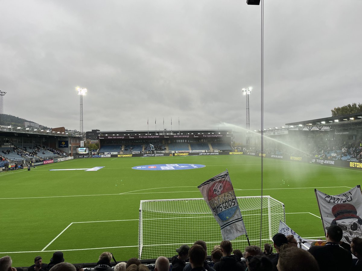 MadsFossum14's tweet image. Strømsgodset - Sarpsborg 08
#groundhopping #godset