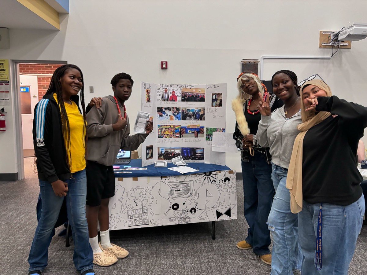Last week, LBP hosted its first Club Fair! 🎉 Clubs showcased their activities and opportunities to get involved. It was a fantastic way to discover how to belong, contribute to our school community, and connect with new friends! #LBPClubFair #ocsb #WeAreLBP #ocsbopendoors