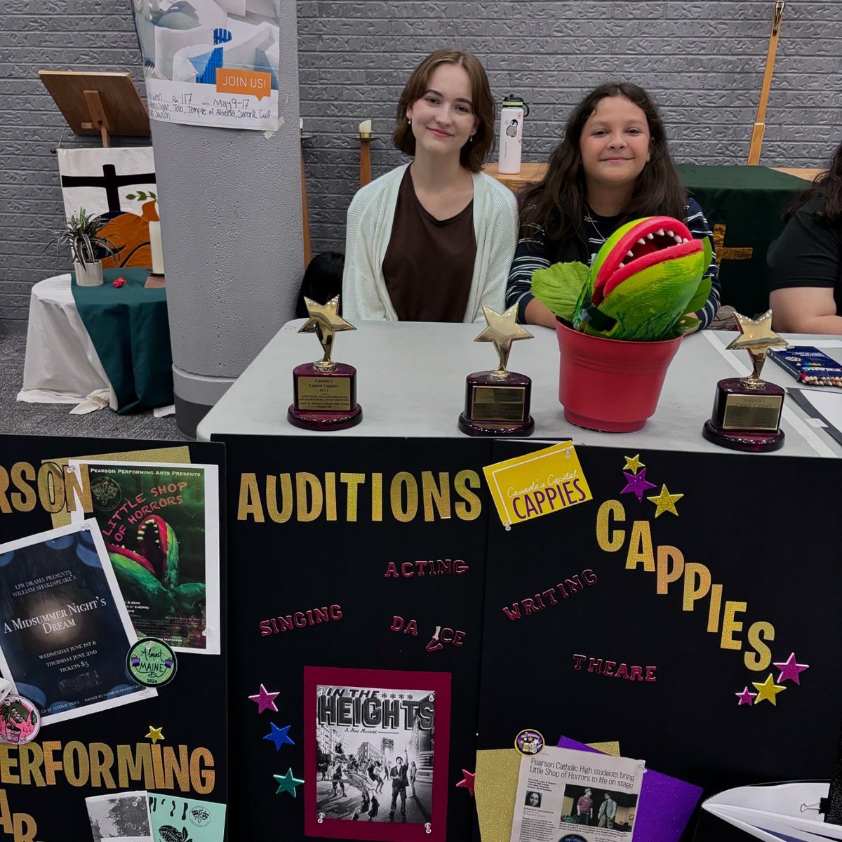 LBPearsonOCSB's tweet photo. Last week, LBP hosted its first Club Fair! 🎉 Clubs showcased their activities and opportunities to get involved. It was a fantastic way to discover how to belong, contribute to our school community, and connect with new friends! #LBPClubFair #ocsb #WeAreLBP #ocsbopendoors https://t.co/6gRwM3xZkW