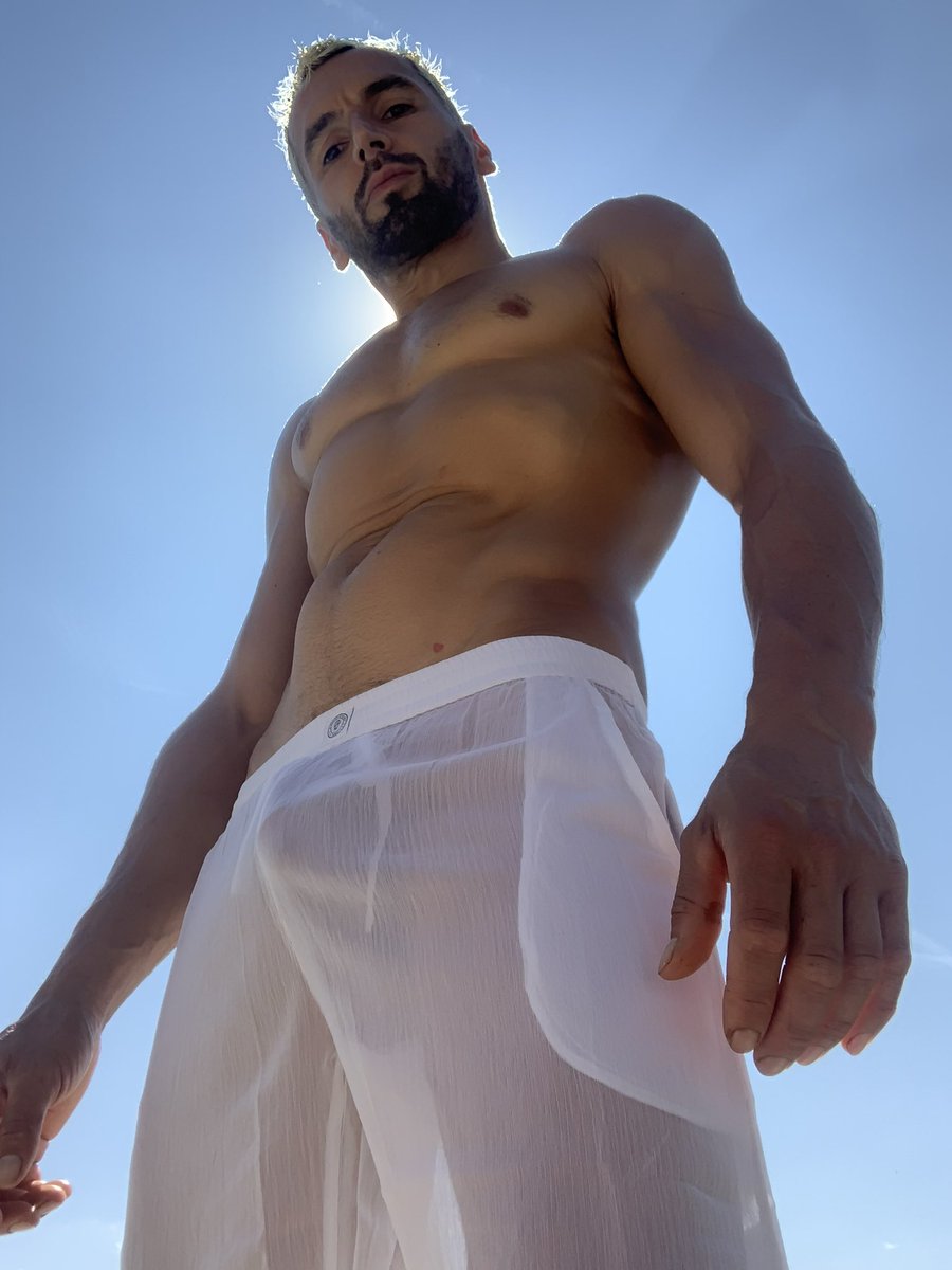Somewhere warm in Chantillly Lounge pants!  #seethroughpants #lhommeinvisible #menswear